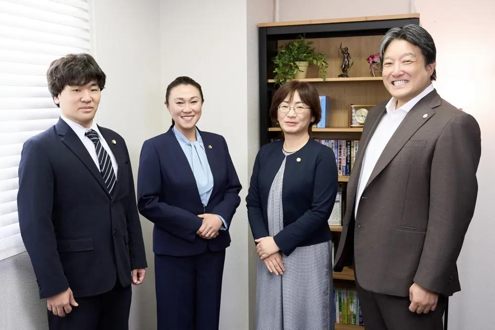 弁護士